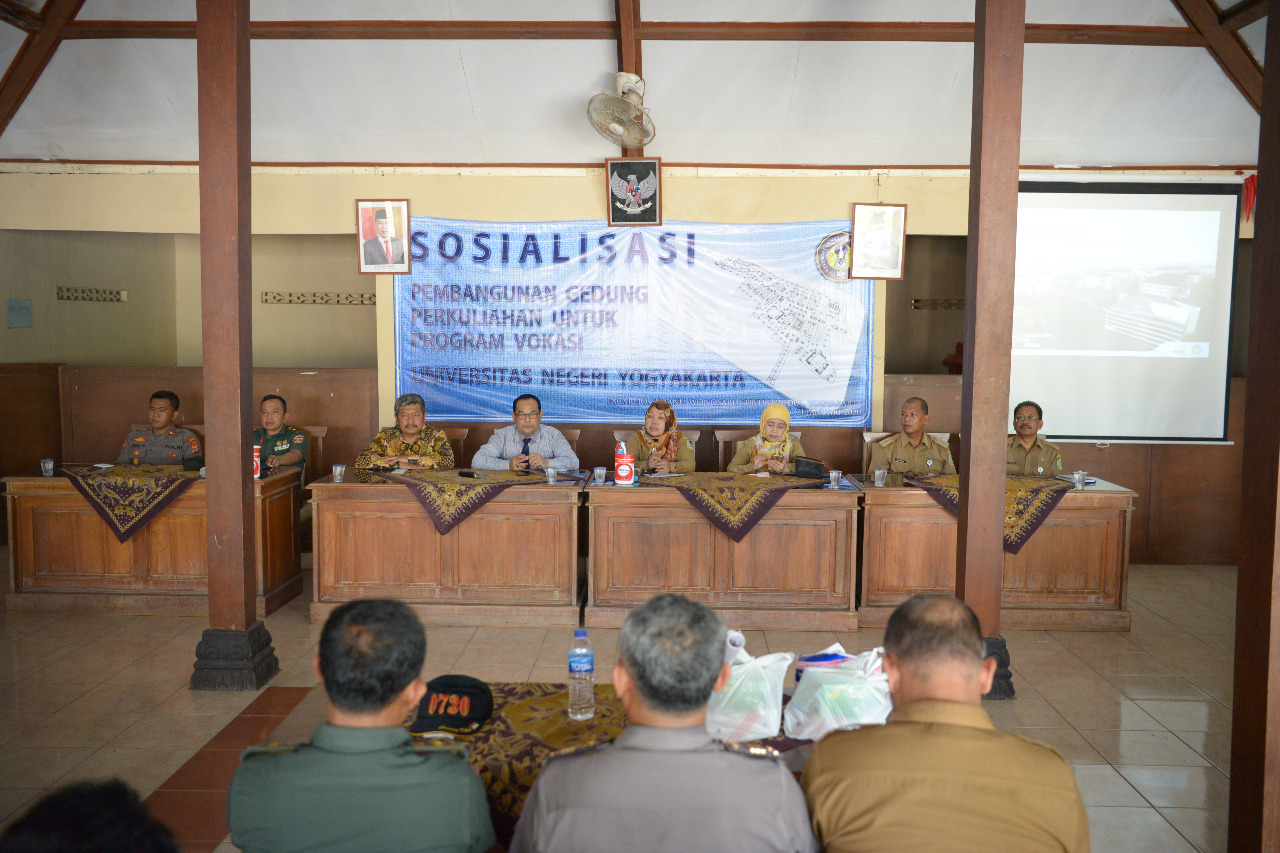 SOSIALISASI PEMBANGUNAN KAMPUS UNY GUNUNGKIDUL | Universitas Negeri